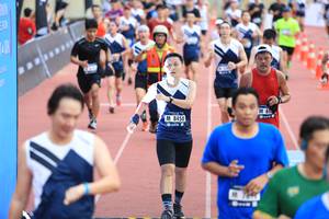 BIB: 8450
                            <button type="button" onclick="openModal(4634361)" class="btn btn-primary btn-sm float-right btn-popup" data-toggle="modal" data-target=".modal-high-quality">
                        <i class="fas fa-shopping-cart"></i> Add to Cart
                    </button>
                                            <button type="button" onclick="isThisMe(4634361, true)" class="btn btn-success btn-sm float-right btn-popup btn-isme hidden" data-toggle="tooltip" data-placement="bottom" title="นี่คือรูปของคุณใช่ไหม คลิกที่นี่เพื่อเอาเข้าอัลบั้ม">
                        <i class="fas fa-plus"></i> Add to album
                    </button>
                    <button type="button" onclick="isThisMe(4634361, false)" class="btn btn-warning btn-sm float-right btn-popup btn-isnotme hidden">
                        <i class="fas fa-ban"></i> Remove from album
                    </button>