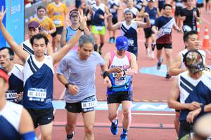 BIB: 6540, 7542
                            <button type="button" onclick="openModal(4633560)" class="btn btn-primary btn-sm float-right btn-popup" data-toggle="modal" data-target=".modal-high-quality">
                        <i class="fas fa-shopping-cart"></i> Add to Cart
                    </button>
                                            <button type="button" onclick="isThisMe(4633560, true)" class="btn btn-success btn-sm float-right btn-popup btn-isme hidden" data-toggle="tooltip" data-placement="bottom" title="นี่คือรูปของคุณใช่ไหม คลิกที่นี่เพื่อเอาเข้าอัลบั้ม">
                        <i class="fas fa-plus"></i> Add to album
                    </button>
                    <button type="button" onclick="isThisMe(4633560, false)" class="btn btn-warning btn-sm float-right btn-popup btn-isnotme hidden">
                        <i class="fas fa-ban"></i> Remove from album
                    </button>