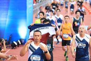 BIB: 7846, 7309
                            <button type="button" onclick="openModal(4634738)" class="btn btn-primary btn-sm float-right btn-popup" data-toggle="modal" data-target=".modal-high-quality">
                        <i class="fas fa-shopping-cart"></i> Add to Cart
                    </button>
                                            <button type="button" onclick="isThisMe(4634738, true)" class="btn btn-success btn-sm float-right btn-popup btn-isme hidden" data-toggle="tooltip" data-placement="bottom" title="นี่คือรูปของคุณใช่ไหม คลิกที่นี่เพื่อเอาเข้าอัลบั้ม">
                        <i class="fas fa-plus"></i> Add to album
                    </button>
                    <button type="button" onclick="isThisMe(4634738, false)" class="btn btn-warning btn-sm float-right btn-popup btn-isnotme hidden">
                        <i class="fas fa-ban"></i> Remove from album
                    </button>