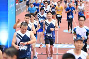 BIB: 7751, 5502
                            <button type="button" onclick="openModal(4635601)" class="btn btn-primary btn-sm float-right btn-popup" data-toggle="modal" data-target=".modal-high-quality">
                        <i class="fas fa-shopping-cart"></i> Add to Cart
                    </button>
                                            <button type="button" onclick="isThisMe(4635601, true)" class="btn btn-success btn-sm float-right btn-popup btn-isme hidden" data-toggle="tooltip" data-placement="bottom" title="นี่คือรูปของคุณใช่ไหม คลิกที่นี่เพื่อเอาเข้าอัลบั้ม">
                        <i class="fas fa-plus"></i> Add to album
                    </button>
                    <button type="button" onclick="isThisMe(4635601, false)" class="btn btn-warning btn-sm float-right btn-popup btn-isnotme hidden">
                        <i class="fas fa-ban"></i> Remove from album
                    </button>