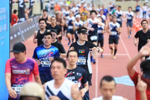 BIB: 5839, 7949, 593
                            <button type="button" onclick="openModal(4634539)" class="btn btn-primary btn-sm float-right btn-popup" data-toggle="modal" data-target=".modal-high-quality">
                        <i class="fas fa-shopping-cart"></i> Add to Cart
                    </button>
                                            <button type="button" onclick="isThisMe(4634539, true)" class="btn btn-success btn-sm float-right btn-popup btn-isme hidden" data-toggle="tooltip" data-placement="bottom" title="นี่คือรูปของคุณใช่ไหม คลิกที่นี่เพื่อเอาเข้าอัลบั้ม">
                        <i class="fas fa-plus"></i> Add to album
                    </button>
                    <button type="button" onclick="isThisMe(4634539, false)" class="btn btn-warning btn-sm float-right btn-popup btn-isnotme hidden">
                        <i class="fas fa-ban"></i> Remove from album
                    </button>