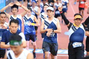 BIB: 696, 5374
                            <button type="button" onclick="openModal(4633297)" class="btn btn-primary btn-sm float-right btn-popup" data-toggle="modal" data-target=".modal-high-quality">
                        <i class="fas fa-shopping-cart"></i> Add to Cart
                    </button>
                                            <button type="button" onclick="isThisMe(4633297, true)" class="btn btn-success btn-sm float-right btn-popup btn-isme hidden" data-toggle="tooltip" data-placement="bottom" title="นี่คือรูปของคุณใช่ไหม คลิกที่นี่เพื่อเอาเข้าอัลบั้ม">
                        <i class="fas fa-plus"></i> Add to album
                    </button>
                    <button type="button" onclick="isThisMe(4633297, false)" class="btn btn-warning btn-sm float-right btn-popup btn-isnotme hidden">
                        <i class="fas fa-ban"></i> Remove from album
                    </button>