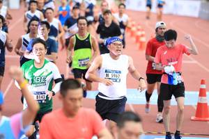 BIB: 5962, 525, 8143
                            <button type="button" onclick="openModal(4633918)" class="btn btn-primary btn-sm float-right btn-popup" data-toggle="modal" data-target=".modal-high-quality">
                        <i class="fas fa-shopping-cart"></i> Add to Cart
                    </button>
                                            <button type="button" onclick="isThisMe(4633918, true)" class="btn btn-success btn-sm float-right btn-popup btn-isme hidden" data-toggle="tooltip" data-placement="bottom" title="นี่คือรูปของคุณใช่ไหม คลิกที่นี่เพื่อเอาเข้าอัลบั้ม">
                        <i class="fas fa-plus"></i> Add to album
                    </button>
                    <button type="button" onclick="isThisMe(4633918, false)" class="btn btn-warning btn-sm float-right btn-popup btn-isnotme hidden">
                        <i class="fas fa-ban"></i> Remove from album
                    </button>