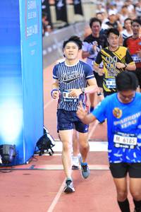 BIB: 6185
                            <button type="button" onclick="openModal(4631682)" class="btn btn-primary btn-sm float-right btn-popup" data-toggle="modal" data-target=".modal-high-quality">
                        <i class="fas fa-shopping-cart"></i> Add to Cart
                    </button>
                                            <button type="button" onclick="isThisMe(4631682, true)" class="btn btn-success btn-sm float-right btn-popup btn-isme hidden" data-toggle="tooltip" data-placement="bottom" title="นี่คือรูปของคุณใช่ไหม คลิกที่นี่เพื่อเอาเข้าอัลบั้ม">
                        <i class="fas fa-plus"></i> Add to album
                    </button>
                    <button type="button" onclick="isThisMe(4631682, false)" class="btn btn-warning btn-sm float-right btn-popup btn-isnotme hidden">
                        <i class="fas fa-ban"></i> Remove from album
                    </button>