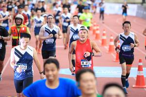 BIB: 5483, 613, 8450
                            <button type="button" onclick="openModal(4634380)" class="btn btn-primary btn-sm float-right btn-popup" data-toggle="modal" data-target=".modal-high-quality">
                        <i class="fas fa-shopping-cart"></i> Add to Cart
                    </button>
                                            <button type="button" onclick="isThisMe(4634380, true)" class="btn btn-success btn-sm float-right btn-popup btn-isme hidden" data-toggle="tooltip" data-placement="bottom" title="นี่คือรูปของคุณใช่ไหม คลิกที่นี่เพื่อเอาเข้าอัลบั้ม">
                        <i class="fas fa-plus"></i> Add to album
                    </button>
                    <button type="button" onclick="isThisMe(4634380, false)" class="btn btn-warning btn-sm float-right btn-popup btn-isnotme hidden">
                        <i class="fas fa-ban"></i> Remove from album
                    </button>