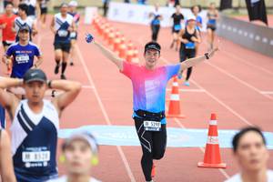 BIB: 5290, 
                            <button type="button" onclick="openModal(4635355)" class="btn btn-primary btn-sm float-right btn-popup" data-toggle="modal" data-target=".modal-high-quality">
                        <i class="fas fa-shopping-cart"></i> Add to Cart
                    </button>
                                            <button type="button" onclick="isThisMe(4635355, true)" class="btn btn-success btn-sm float-right btn-popup btn-isme hidden" data-toggle="tooltip" data-placement="bottom" title="นี่คือรูปของคุณใช่ไหม คลิกที่นี่เพื่อเอาเข้าอัลบั้ม">
                        <i class="fas fa-plus"></i> Add to album
                    </button>
                    <button type="button" onclick="isThisMe(4635355, false)" class="btn btn-warning btn-sm float-right btn-popup btn-isnotme hidden">
                        <i class="fas fa-ban"></i> Remove from album
                    </button>