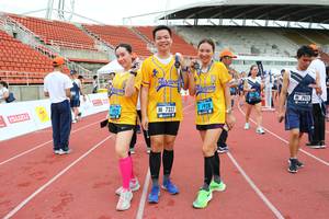 BIB: 7915, 1925, 7327, 1928
                            <button type="button" onclick="openModal(4644411)" class="btn btn-primary btn-sm float-right btn-popup" data-toggle="modal" data-target=".modal-high-quality">
                        <i class="fas fa-shopping-cart"></i> Add to Cart
                    </button>
                                            <button type="button" onclick="isThisMe(4644411, true)" class="btn btn-success btn-sm float-right btn-popup btn-isme hidden" data-toggle="tooltip" data-placement="bottom" title="นี่คือรูปของคุณใช่ไหม คลิกที่นี่เพื่อเอาเข้าอัลบั้ม">
                        <i class="fas fa-plus"></i> Add to album
                    </button>
                    <button type="button" onclick="isThisMe(4644411, false)" class="btn btn-warning btn-sm float-right btn-popup btn-isnotme hidden">
                        <i class="fas fa-ban"></i> Remove from album
                    </button>