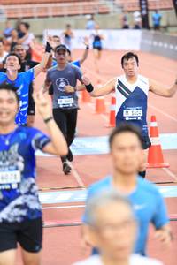 BIB: 5804
                            <button type="button" onclick="openModal(4630605)" class="btn btn-primary btn-sm float-right btn-popup" data-toggle="modal" data-target=".modal-high-quality">
                        <i class="fas fa-shopping-cart"></i> Add to Cart
                    </button>
                                            <button type="button" onclick="isThisMe(4630605, true)" class="btn btn-success btn-sm float-right btn-popup btn-isme hidden" data-toggle="tooltip" data-placement="bottom" title="นี่คือรูปของคุณใช่ไหม คลิกที่นี่เพื่อเอาเข้าอัลบั้ม">
                        <i class="fas fa-plus"></i> Add to album
                    </button>
                    <button type="button" onclick="isThisMe(4630605, false)" class="btn btn-warning btn-sm float-right btn-popup btn-isnotme hidden">
                        <i class="fas fa-ban"></i> Remove from album
                    </button>