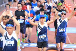 BIB: 5557, 793, 5046, 6774
                            <button type="button" onclick="openModal(4633326)" class="btn btn-primary btn-sm float-right btn-popup" data-toggle="modal" data-target=".modal-high-quality">
                        <i class="fas fa-shopping-cart"></i> Add to Cart
                    </button>
                                            <button type="button" onclick="isThisMe(4633326, true)" class="btn btn-success btn-sm float-right btn-popup btn-isme hidden" data-toggle="tooltip" data-placement="bottom" title="นี่คือรูปของคุณใช่ไหม คลิกที่นี่เพื่อเอาเข้าอัลบั้ม">
                        <i class="fas fa-plus"></i> Add to album
                    </button>
                    <button type="button" onclick="isThisMe(4633326, false)" class="btn btn-warning btn-sm float-right btn-popup btn-isnotme hidden">
                        <i class="fas fa-ban"></i> Remove from album
                    </button>