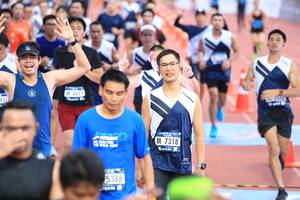 BIB: 431, 7318, 5388
                            <button type="button" onclick="openModal(4633362)" class="btn btn-primary btn-sm float-right btn-popup" data-toggle="modal" data-target=".modal-high-quality">
                        <i class="fas fa-shopping-cart"></i> Add to Cart
                    </button>
                                            <button type="button" onclick="isThisMe(4633362, true)" class="btn btn-success btn-sm float-right btn-popup btn-isme hidden" data-toggle="tooltip" data-placement="bottom" title="นี่คือรูปของคุณใช่ไหม คลิกที่นี่เพื่อเอาเข้าอัลบั้ม">
                        <i class="fas fa-plus"></i> Add to album
                    </button>
                    <button type="button" onclick="isThisMe(4633362, false)" class="btn btn-warning btn-sm float-right btn-popup btn-isnotme hidden">
                        <i class="fas fa-ban"></i> Remove from album
                    </button>