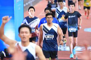 BIB: 090, 7803, 5907
                            <button type="button" onclick="openModal(4634188)" class="btn btn-primary btn-sm float-right btn-popup" data-toggle="modal" data-target=".modal-high-quality">
                        <i class="fas fa-shopping-cart"></i> Add to Cart
                    </button>
                                            <button type="button" onclick="isThisMe(4634188, true)" class="btn btn-success btn-sm float-right btn-popup btn-isme hidden" data-toggle="tooltip" data-placement="bottom" title="นี่คือรูปของคุณใช่ไหม คลิกที่นี่เพื่อเอาเข้าอัลบั้ม">
                        <i class="fas fa-plus"></i> Add to album
                    </button>
                    <button type="button" onclick="isThisMe(4634188, false)" class="btn btn-warning btn-sm float-right btn-popup btn-isnotme hidden">
                        <i class="fas fa-ban"></i> Remove from album
                    </button>