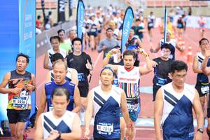 BIB: 5456, 786
                            <button type="button" onclick="openModal(4633485)" class="btn btn-primary btn-sm float-right btn-popup" data-toggle="modal" data-target=".modal-high-quality">
                        <i class="fas fa-shopping-cart"></i> Add to Cart
                    </button>
                                            <button type="button" onclick="isThisMe(4633485, true)" class="btn btn-success btn-sm float-right btn-popup btn-isme hidden" data-toggle="tooltip" data-placement="bottom" title="นี่คือรูปของคุณใช่ไหม คลิกที่นี่เพื่อเอาเข้าอัลบั้ม">
                        <i class="fas fa-plus"></i> Add to album
                    </button>
                    <button type="button" onclick="isThisMe(4633485, false)" class="btn btn-warning btn-sm float-right btn-popup btn-isnotme hidden">
                        <i class="fas fa-ban"></i> Remove from album
                    </button>