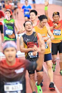 BIB: 5102
                            <button type="button" onclick="openModal(4631135)" class="btn btn-primary btn-sm float-right btn-popup" data-toggle="modal" data-target=".modal-high-quality">
                        <i class="fas fa-shopping-cart"></i> Add to Cart
                    </button>
                                            <button type="button" onclick="isThisMe(4631135, true)" class="btn btn-success btn-sm float-right btn-popup btn-isme hidden" data-toggle="tooltip" data-placement="bottom" title="นี่คือรูปของคุณใช่ไหม คลิกที่นี่เพื่อเอาเข้าอัลบั้ม">
                        <i class="fas fa-plus"></i> Add to album
                    </button>
                    <button type="button" onclick="isThisMe(4631135, false)" class="btn btn-warning btn-sm float-right btn-popup btn-isnotme hidden">
                        <i class="fas fa-ban"></i> Remove from album
                    </button>