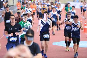 BIB: 6991, 7028, 113, 6168, 5044
                            <button type="button" onclick="openModal(4634562)" class="btn btn-primary btn-sm float-right btn-popup" data-toggle="modal" data-target=".modal-high-quality">
                        <i class="fas fa-shopping-cart"></i> Add to Cart
                    </button>
                                            <button type="button" onclick="isThisMe(4634562, true)" class="btn btn-success btn-sm float-right btn-popup btn-isme hidden" data-toggle="tooltip" data-placement="bottom" title="นี่คือรูปของคุณใช่ไหม คลิกที่นี่เพื่อเอาเข้าอัลบั้ม">
                        <i class="fas fa-plus"></i> Add to album
                    </button>
                    <button type="button" onclick="isThisMe(4634562, false)" class="btn btn-warning btn-sm float-right btn-popup btn-isnotme hidden">
                        <i class="fas fa-ban"></i> Remove from album
                    </button>