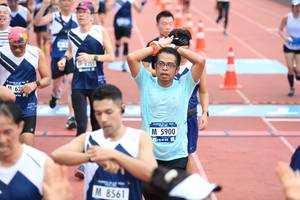 BIB: 625, 5900, 8561
                            <button type="button" onclick="openModal(4635867)" class="btn btn-primary btn-sm float-right btn-popup" data-toggle="modal" data-target=".modal-high-quality">
                        <i class="fas fa-shopping-cart"></i> Add to Cart
                    </button>
                                            <button type="button" onclick="isThisMe(4635867, true)" class="btn btn-success btn-sm float-right btn-popup btn-isme hidden" data-toggle="tooltip" data-placement="bottom" title="นี่คือรูปของคุณใช่ไหม คลิกที่นี่เพื่อเอาเข้าอัลบั้ม">
                        <i class="fas fa-plus"></i> Add to album
                    </button>
                    <button type="button" onclick="isThisMe(4635867, false)" class="btn btn-warning btn-sm float-right btn-popup btn-isnotme hidden">
                        <i class="fas fa-ban"></i> Remove from album
                    </button>