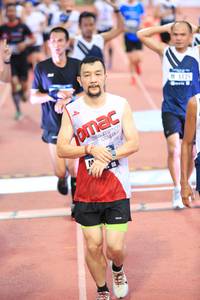 BIB: 125
                            <button type="button" onclick="openModal(4630844)" class="btn btn-primary btn-sm float-right btn-popup" data-toggle="modal" data-target=".modal-high-quality">
                        <i class="fas fa-shopping-cart"></i> Add to Cart
                    </button>
                                            <button type="button" onclick="isThisMe(4630844, true)" class="btn btn-success btn-sm float-right btn-popup btn-isme hidden" data-toggle="tooltip" data-placement="bottom" title="นี่คือรูปของคุณใช่ไหม คลิกที่นี่เพื่อเอาเข้าอัลบั้ม">
                        <i class="fas fa-plus"></i> Add to album
                    </button>
                    <button type="button" onclick="isThisMe(4630844, false)" class="btn btn-warning btn-sm float-right btn-popup btn-isnotme hidden">
                        <i class="fas fa-ban"></i> Remove from album
                    </button>