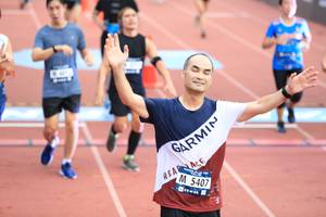 BIB: 5407
                            <button type="button" onclick="openModal(4634791)" class="btn btn-primary btn-sm float-right btn-popup" data-toggle="modal" data-target=".modal-high-quality">
                        <i class="fas fa-shopping-cart"></i> Add to Cart
                    </button>
                                            <button type="button" onclick="isThisMe(4634791, true)" class="btn btn-success btn-sm float-right btn-popup btn-isme hidden" data-toggle="tooltip" data-placement="bottom" title="นี่คือรูปของคุณใช่ไหม คลิกที่นี่เพื่อเอาเข้าอัลบั้ม">
                        <i class="fas fa-plus"></i> Add to album
                    </button>
                    <button type="button" onclick="isThisMe(4634791, false)" class="btn btn-warning btn-sm float-right btn-popup btn-isnotme hidden">
                        <i class="fas fa-ban"></i> Remove from album
                    </button>