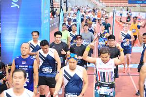 BIB: 5280, 
                            <button type="button" onclick="openModal(4633538)" class="btn btn-primary btn-sm float-right btn-popup" data-toggle="modal" data-target=".modal-high-quality">
                        <i class="fas fa-shopping-cart"></i> Add to Cart
                    </button>
                                            <button type="button" onclick="isThisMe(4633538, true)" class="btn btn-success btn-sm float-right btn-popup btn-isme hidden" data-toggle="tooltip" data-placement="bottom" title="นี่คือรูปของคุณใช่ไหม คลิกที่นี่เพื่อเอาเข้าอัลบั้ม">
                        <i class="fas fa-plus"></i> Add to album
                    </button>
                    <button type="button" onclick="isThisMe(4633538, false)" class="btn btn-warning btn-sm float-right btn-popup btn-isnotme hidden">
                        <i class="fas fa-ban"></i> Remove from album
                    </button>