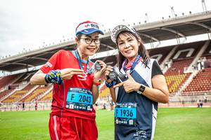 BIB: 2043, 1936
                            <button type="button" onclick="openModal(4729428)" class="btn btn-primary btn-sm float-right btn-popup" data-toggle="modal" data-target=".modal-high-quality">
                        <i class="fas fa-shopping-cart"></i> Add to Cart
                    </button>
                                            <button type="button" onclick="isThisMe(4729428, true)" class="btn btn-success btn-sm float-right btn-popup btn-isme hidden" data-toggle="tooltip" data-placement="bottom" title="นี่คือรูปของคุณใช่ไหม คลิกที่นี่เพื่อเอาเข้าอัลบั้ม">
                        <i class="fas fa-plus"></i> Add to album
                    </button>
                    <button type="button" onclick="isThisMe(4729428, false)" class="btn btn-warning btn-sm float-right btn-popup btn-isnotme hidden">
                        <i class="fas fa-ban"></i> Remove from album
                    </button>