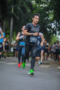 BIB: 5364
                            <button type="button" onclick="openModal(4708938)" class="btn btn-primary btn-sm float-right btn-popup" data-toggle="modal" data-target=".modal-high-quality">
                        <i class="fas fa-shopping-cart"></i> Add to Cart
                    </button>
                                            <button type="button" onclick="isThisMe(4708938, true)" class="btn btn-success btn-sm float-right btn-popup btn-isme hidden" data-toggle="tooltip" data-placement="bottom" title="นี่คือรูปของคุณใช่ไหม คลิกที่นี่เพื่อเอาเข้าอัลบั้ม">
                        <i class="fas fa-plus"></i> Add to album
                    </button>
                    <button type="button" onclick="isThisMe(4708938, false)" class="btn btn-warning btn-sm float-right btn-popup btn-isnotme hidden">
                        <i class="fas fa-ban"></i> Remove from album
                    </button>