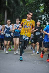 BIB: 5995
                            <button type="button" onclick="openModal(4708886)" class="btn btn-primary btn-sm float-right btn-popup" data-toggle="modal" data-target=".modal-high-quality">
                        <i class="fas fa-shopping-cart"></i> Add to Cart
                    </button>
                                            <button type="button" onclick="isThisMe(4708886, true)" class="btn btn-success btn-sm float-right btn-popup btn-isme hidden" data-toggle="tooltip" data-placement="bottom" title="นี่คือรูปของคุณใช่ไหม คลิกที่นี่เพื่อเอาเข้าอัลบั้ม">
                        <i class="fas fa-plus"></i> Add to album
                    </button>
                    <button type="button" onclick="isThisMe(4708886, false)" class="btn btn-warning btn-sm float-right btn-popup btn-isnotme hidden">
                        <i class="fas fa-ban"></i> Remove from album
                    </button>