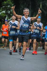 BIB: 7917, 7807, 6534
                            <button type="button" onclick="openModal(4708406)" class="btn btn-primary btn-sm float-right btn-popup" data-toggle="modal" data-target=".modal-high-quality">
                        <i class="fas fa-shopping-cart"></i> Add to Cart
                    </button>
                                            <button type="button" onclick="isThisMe(4708406, true)" class="btn btn-success btn-sm float-right btn-popup btn-isme hidden" data-toggle="tooltip" data-placement="bottom" title="นี่คือรูปของคุณใช่ไหม คลิกที่นี่เพื่อเอาเข้าอัลบั้ม">
                        <i class="fas fa-plus"></i> Add to album
                    </button>
                    <button type="button" onclick="isThisMe(4708406, false)" class="btn btn-warning btn-sm float-right btn-popup btn-isnotme hidden">
                        <i class="fas fa-ban"></i> Remove from album
                    </button>