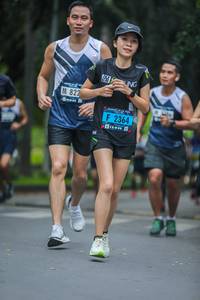 BIB: 822
                            <button type="button" onclick="openModal(4709022)" class="btn btn-primary btn-sm float-right btn-popup" data-toggle="modal" data-target=".modal-high-quality">
                        <i class="fas fa-shopping-cart"></i> Add to Cart
                    </button>
                                            <button type="button" onclick="isThisMe(4709022, true)" class="btn btn-success btn-sm float-right btn-popup btn-isme hidden" data-toggle="tooltip" data-placement="bottom" title="นี่คือรูปของคุณใช่ไหม คลิกที่นี่เพื่อเอาเข้าอัลบั้ม">
                        <i class="fas fa-plus"></i> Add to album
                    </button>
                    <button type="button" onclick="isThisMe(4709022, false)" class="btn btn-warning btn-sm float-right btn-popup btn-isnotme hidden">
                        <i class="fas fa-ban"></i> Remove from album
                    </button>