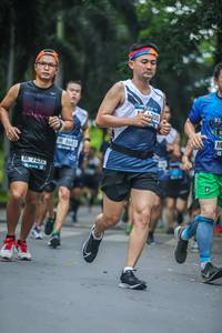 BIB: 300
                            <button type="button" onclick="openModal(4708247)" class="btn btn-primary btn-sm float-right btn-popup" data-toggle="modal" data-target=".modal-high-quality">
                        <i class="fas fa-shopping-cart"></i> Add to Cart
                    </button>
                                            <button type="button" onclick="isThisMe(4708247, true)" class="btn btn-success btn-sm float-right btn-popup btn-isme hidden" data-toggle="tooltip" data-placement="bottom" title="นี่คือรูปของคุณใช่ไหม คลิกที่นี่เพื่อเอาเข้าอัลบั้ม">
                        <i class="fas fa-plus"></i> Add to album
                    </button>
                    <button type="button" onclick="isThisMe(4708247, false)" class="btn btn-warning btn-sm float-right btn-popup btn-isnotme hidden">
                        <i class="fas fa-ban"></i> Remove from album
                    </button>