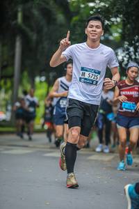 BIB: 5725
                            <button type="button" onclick="openModal(4708829)" class="btn btn-primary btn-sm float-right btn-popup" data-toggle="modal" data-target=".modal-high-quality">
                        <i class="fas fa-shopping-cart"></i> Add to Cart
                    </button>
                                            <button type="button" onclick="isThisMe(4708829, true)" class="btn btn-success btn-sm float-right btn-popup btn-isme hidden" data-toggle="tooltip" data-placement="bottom" title="นี่คือรูปของคุณใช่ไหม คลิกที่นี่เพื่อเอาเข้าอัลบั้ม">
                        <i class="fas fa-plus"></i> Add to album
                    </button>
                    <button type="button" onclick="isThisMe(4708829, false)" class="btn btn-warning btn-sm float-right btn-popup btn-isnotme hidden">
                        <i class="fas fa-ban"></i> Remove from album
                    </button>