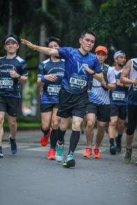 BIB: 7228, 703, 
                            <button type="button" onclick="openModal(4709440)" class="btn btn-primary btn-sm float-right btn-popup" data-toggle="modal" data-target=".modal-high-quality">
                        <i class="fas fa-shopping-cart"></i> Add to Cart
                    </button>
                                            <button type="button" onclick="isThisMe(4709440, true)" class="btn btn-success btn-sm float-right btn-popup btn-isme hidden" data-toggle="tooltip" data-placement="bottom" title="นี่คือรูปของคุณใช่ไหม คลิกที่นี่เพื่อเอาเข้าอัลบั้ม">
                        <i class="fas fa-plus"></i> Add to album
                    </button>
                    <button type="button" onclick="isThisMe(4709440, false)" class="btn btn-warning btn-sm float-right btn-popup btn-isnotme hidden">
                        <i class="fas fa-ban"></i> Remove from album
                    </button>