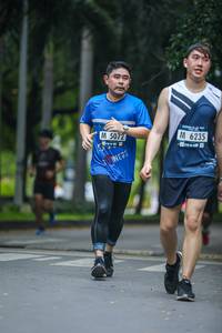 BIB: 6235, 5072
                            <button type="button" onclick="openModal(4710409)" class="btn btn-primary btn-sm float-right btn-popup" data-toggle="modal" data-target=".modal-high-quality">
                        <i class="fas fa-shopping-cart"></i> Add to Cart
                    </button>
                                            <button type="button" onclick="isThisMe(4710409, true)" class="btn btn-success btn-sm float-right btn-popup btn-isme hidden" data-toggle="tooltip" data-placement="bottom" title="นี่คือรูปของคุณใช่ไหม คลิกที่นี่เพื่อเอาเข้าอัลบั้ม">
                        <i class="fas fa-plus"></i> Add to album
                    </button>
                    <button type="button" onclick="isThisMe(4710409, false)" class="btn btn-warning btn-sm float-right btn-popup btn-isnotme hidden">
                        <i class="fas fa-ban"></i> Remove from album
                    </button>