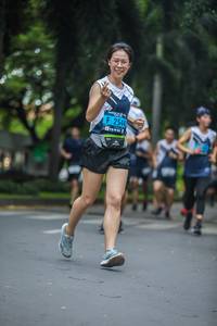 BIB: 254
                            <button type="button" onclick="openModal(4709452)" class="btn btn-primary btn-sm float-right btn-popup" data-toggle="modal" data-target=".modal-high-quality">
                        <i class="fas fa-shopping-cart"></i> Add to Cart
                    </button>
                                            <button type="button" onclick="isThisMe(4709452, true)" class="btn btn-success btn-sm float-right btn-popup btn-isme hidden" data-toggle="tooltip" data-placement="bottom" title="นี่คือรูปของคุณใช่ไหม คลิกที่นี่เพื่อเอาเข้าอัลบั้ม">
                        <i class="fas fa-plus"></i> Add to album
                    </button>
                    <button type="button" onclick="isThisMe(4709452, false)" class="btn btn-warning btn-sm float-right btn-popup btn-isnotme hidden">
                        <i class="fas fa-ban"></i> Remove from album
                    </button>