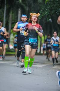 BIB: 1280
                            <button type="button" onclick="openModal(4710202)" class="btn btn-primary btn-sm float-right btn-popup" data-toggle="modal" data-target=".modal-high-quality">
                        <i class="fas fa-shopping-cart"></i> Add to Cart
                    </button>
                                            <button type="button" onclick="isThisMe(4710202, true)" class="btn btn-success btn-sm float-right btn-popup btn-isme hidden" data-toggle="tooltip" data-placement="bottom" title="นี่คือรูปของคุณใช่ไหม คลิกที่นี่เพื่อเอาเข้าอัลบั้ม">
                        <i class="fas fa-plus"></i> Add to album
                    </button>
                    <button type="button" onclick="isThisMe(4710202, false)" class="btn btn-warning btn-sm float-right btn-popup btn-isnotme hidden">
                        <i class="fas fa-ban"></i> Remove from album
                    </button>