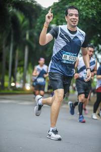 BIB: 5133
                            <button type="button" onclick="openModal(4710020)" class="btn btn-primary btn-sm float-right btn-popup" data-toggle="modal" data-target=".modal-high-quality">
                        <i class="fas fa-shopping-cart"></i> Add to Cart
                    </button>
                                            <button type="button" onclick="isThisMe(4710020, true)" class="btn btn-success btn-sm float-right btn-popup btn-isme hidden" data-toggle="tooltip" data-placement="bottom" title="นี่คือรูปของคุณใช่ไหม คลิกที่นี่เพื่อเอาเข้าอัลบั้ม">
                        <i class="fas fa-plus"></i> Add to album
                    </button>
                    <button type="button" onclick="isThisMe(4710020, false)" class="btn btn-warning btn-sm float-right btn-popup btn-isnotme hidden">
                        <i class="fas fa-ban"></i> Remove from album
                    </button>