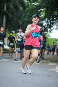 BIB: 2128, 921
                            <button type="button" onclick="openModal(4710315)" class="btn btn-primary btn-sm float-right btn-popup" data-toggle="modal" data-target=".modal-high-quality">
                        <i class="fas fa-shopping-cart"></i> Add to Cart
                    </button>
                                            <button type="button" onclick="isThisMe(4710315, true)" class="btn btn-success btn-sm float-right btn-popup btn-isme hidden" data-toggle="tooltip" data-placement="bottom" title="นี่คือรูปของคุณใช่ไหม คลิกที่นี่เพื่อเอาเข้าอัลบั้ม">
                        <i class="fas fa-plus"></i> Add to album
                    </button>
                    <button type="button" onclick="isThisMe(4710315, false)" class="btn btn-warning btn-sm float-right btn-popup btn-isnotme hidden">
                        <i class="fas fa-ban"></i> Remove from album
                    </button>