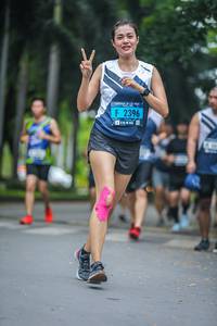 BIB: 2396
                            <button type="button" onclick="openModal(4709949)" class="btn btn-primary btn-sm float-right btn-popup" data-toggle="modal" data-target=".modal-high-quality">
                        <i class="fas fa-shopping-cart"></i> Add to Cart
                    </button>
                                            <button type="button" onclick="isThisMe(4709949, true)" class="btn btn-success btn-sm float-right btn-popup btn-isme hidden" data-toggle="tooltip" data-placement="bottom" title="นี่คือรูปของคุณใช่ไหม คลิกที่นี่เพื่อเอาเข้าอัลบั้ม">
                        <i class="fas fa-plus"></i> Add to album
                    </button>
                    <button type="button" onclick="isThisMe(4709949, false)" class="btn btn-warning btn-sm float-right btn-popup btn-isnotme hidden">
                        <i class="fas fa-ban"></i> Remove from album
                    </button>