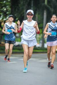 BIB: 518
                            <button type="button" onclick="openModal(4710002)" class="btn btn-primary btn-sm float-right btn-popup" data-toggle="modal" data-target=".modal-high-quality">
                        <i class="fas fa-shopping-cart"></i> Add to Cart
                    </button>
                                            <button type="button" onclick="isThisMe(4710002, true)" class="btn btn-success btn-sm float-right btn-popup btn-isme hidden" data-toggle="tooltip" data-placement="bottom" title="นี่คือรูปของคุณใช่ไหม คลิกที่นี่เพื่อเอาเข้าอัลบั้ม">
                        <i class="fas fa-plus"></i> Add to album
                    </button>
                    <button type="button" onclick="isThisMe(4710002, false)" class="btn btn-warning btn-sm float-right btn-popup btn-isnotme hidden">
                        <i class="fas fa-ban"></i> Remove from album
                    </button>