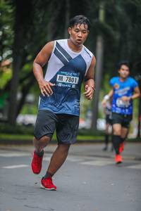 BIB: 7801
                            <button type="button" onclick="openModal(4709387)" class="btn btn-primary btn-sm float-right btn-popup" data-toggle="modal" data-target=".modal-high-quality">
                        <i class="fas fa-shopping-cart"></i> Add to Cart
                    </button>
                                            <button type="button" onclick="isThisMe(4709387, true)" class="btn btn-success btn-sm float-right btn-popup btn-isme hidden" data-toggle="tooltip" data-placement="bottom" title="นี่คือรูปของคุณใช่ไหม คลิกที่นี่เพื่อเอาเข้าอัลบั้ม">
                        <i class="fas fa-plus"></i> Add to album
                    </button>
                    <button type="button" onclick="isThisMe(4709387, false)" class="btn btn-warning btn-sm float-right btn-popup btn-isnotme hidden">
                        <i class="fas fa-ban"></i> Remove from album
                    </button>