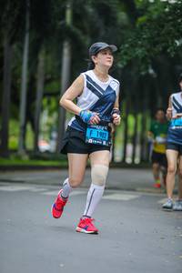 BIB: 1902
                            <button type="button" onclick="openModal(4711210)" class="btn btn-primary btn-sm float-right btn-popup" data-toggle="modal" data-target=".modal-high-quality">
                        <i class="fas fa-shopping-cart"></i> Add to Cart
                    </button>
                                            <button type="button" onclick="isThisMe(4711210, true)" class="btn btn-success btn-sm float-right btn-popup btn-isme hidden" data-toggle="tooltip" data-placement="bottom" title="นี่คือรูปของคุณใช่ไหม คลิกที่นี่เพื่อเอาเข้าอัลบั้ม">
                        <i class="fas fa-plus"></i> Add to album
                    </button>
                    <button type="button" onclick="isThisMe(4711210, false)" class="btn btn-warning btn-sm float-right btn-popup btn-isnotme hidden">
                        <i class="fas fa-ban"></i> Remove from album
                    </button>