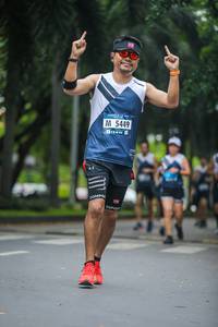 BIB: 5449
                            <button type="button" onclick="openModal(4710458)" class="btn btn-primary btn-sm float-right btn-popup" data-toggle="modal" data-target=".modal-high-quality">
                        <i class="fas fa-shopping-cart"></i> Add to Cart
                    </button>
                                            <button type="button" onclick="isThisMe(4710458, true)" class="btn btn-success btn-sm float-right btn-popup btn-isme hidden" data-toggle="tooltip" data-placement="bottom" title="นี่คือรูปของคุณใช่ไหม คลิกที่นี่เพื่อเอาเข้าอัลบั้ม">
                        <i class="fas fa-plus"></i> Add to album
                    </button>
                    <button type="button" onclick="isThisMe(4710458, false)" class="btn btn-warning btn-sm float-right btn-popup btn-isnotme hidden">
                        <i class="fas fa-ban"></i> Remove from album
                    </button>