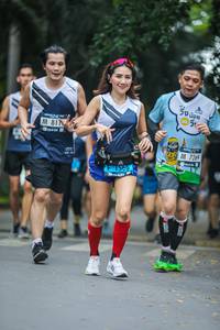 BIB: 811, 7269, 1566
                            <button type="button" onclick="openModal(4710964)" class="btn btn-primary btn-sm float-right btn-popup" data-toggle="modal" data-target=".modal-high-quality">
                        <i class="fas fa-shopping-cart"></i> Add to Cart
                    </button>
                                            <button type="button" onclick="isThisMe(4710964, true)" class="btn btn-success btn-sm float-right btn-popup btn-isme hidden" data-toggle="tooltip" data-placement="bottom" title="นี่คือรูปของคุณใช่ไหม คลิกที่นี่เพื่อเอาเข้าอัลบั้ม">
                        <i class="fas fa-plus"></i> Add to album
                    </button>
                    <button type="button" onclick="isThisMe(4710964, false)" class="btn btn-warning btn-sm float-right btn-popup btn-isnotme hidden">
                        <i class="fas fa-ban"></i> Remove from album
                    </button>