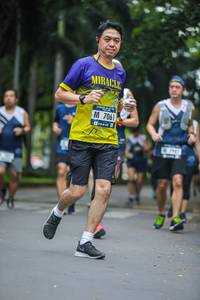 BIB: 7061
                            <button type="button" onclick="openModal(4711034)" class="btn btn-primary btn-sm float-right btn-popup" data-toggle="modal" data-target=".modal-high-quality">
                        <i class="fas fa-shopping-cart"></i> Add to Cart
                    </button>
                                            <button type="button" onclick="isThisMe(4711034, true)" class="btn btn-success btn-sm float-right btn-popup btn-isme hidden" data-toggle="tooltip" data-placement="bottom" title="นี่คือรูปของคุณใช่ไหม คลิกที่นี่เพื่อเอาเข้าอัลบั้ม">
                        <i class="fas fa-plus"></i> Add to album
                    </button>
                    <button type="button" onclick="isThisMe(4711034, false)" class="btn btn-warning btn-sm float-right btn-popup btn-isnotme hidden">
                        <i class="fas fa-ban"></i> Remove from album
                    </button>