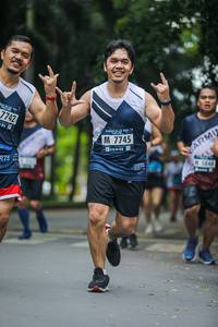 BIB: 7742, 7745, 5840
                            <button type="button" onclick="openModal(4711265)" class="btn btn-primary btn-sm float-right btn-popup" data-toggle="modal" data-target=".modal-high-quality">
                        <i class="fas fa-shopping-cart"></i> Add to Cart
                    </button>
                                            <button type="button" onclick="isThisMe(4711265, true)" class="btn btn-success btn-sm float-right btn-popup btn-isme hidden" data-toggle="tooltip" data-placement="bottom" title="นี่คือรูปของคุณใช่ไหม คลิกที่นี่เพื่อเอาเข้าอัลบั้ม">
                        <i class="fas fa-plus"></i> Add to album
                    </button>
                    <button type="button" onclick="isThisMe(4711265, false)" class="btn btn-warning btn-sm float-right btn-popup btn-isnotme hidden">
                        <i class="fas fa-ban"></i> Remove from album
                    </button>