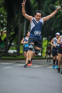 BIB: 5935
                            <button type="button" onclick="openModal(4711531)" class="btn btn-primary btn-sm float-right btn-popup" data-toggle="modal" data-target=".modal-high-quality">
                        <i class="fas fa-shopping-cart"></i> Add to Cart
                    </button>
                                            <button type="button" onclick="isThisMe(4711531, true)" class="btn btn-success btn-sm float-right btn-popup btn-isme hidden" data-toggle="tooltip" data-placement="bottom" title="นี่คือรูปของคุณใช่ไหม คลิกที่นี่เพื่อเอาเข้าอัลบั้ม">
                        <i class="fas fa-plus"></i> Add to album
                    </button>
                    <button type="button" onclick="isThisMe(4711531, false)" class="btn btn-warning btn-sm float-right btn-popup btn-isnotme hidden">
                        <i class="fas fa-ban"></i> Remove from album
                    </button>