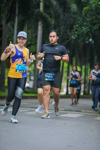 BIB: 1595, 9920
                            <button type="button" onclick="openModal(4710567)" class="btn btn-primary btn-sm float-right btn-popup" data-toggle="modal" data-target=".modal-high-quality">
                        <i class="fas fa-shopping-cart"></i> Add to Cart
                    </button>
                                            <button type="button" onclick="isThisMe(4710567, true)" class="btn btn-success btn-sm float-right btn-popup btn-isme hidden" data-toggle="tooltip" data-placement="bottom" title="นี่คือรูปของคุณใช่ไหม คลิกที่นี่เพื่อเอาเข้าอัลบั้ม">
                        <i class="fas fa-plus"></i> Add to album
                    </button>
                    <button type="button" onclick="isThisMe(4710567, false)" class="btn btn-warning btn-sm float-right btn-popup btn-isnotme hidden">
                        <i class="fas fa-ban"></i> Remove from album
                    </button>