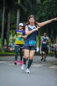 BIB: 1285
                            <button type="button" onclick="openModal(4711934)" class="btn btn-primary btn-sm float-right btn-popup" data-toggle="modal" data-target=".modal-high-quality">
                        <i class="fas fa-shopping-cart"></i> Add to Cart
                    </button>
                                            <button type="button" onclick="isThisMe(4711934, true)" class="btn btn-success btn-sm float-right btn-popup btn-isme hidden" data-toggle="tooltip" data-placement="bottom" title="นี่คือรูปของคุณใช่ไหม คลิกที่นี่เพื่อเอาเข้าอัลบั้ม">
                        <i class="fas fa-plus"></i> Add to album
                    </button>
                    <button type="button" onclick="isThisMe(4711934, false)" class="btn btn-warning btn-sm float-right btn-popup btn-isnotme hidden">
                        <i class="fas fa-ban"></i> Remove from album
                    </button>