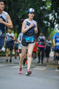 BIB: 1804
                            <button type="button" onclick="openModal(4711975)" class="btn btn-primary btn-sm float-right btn-popup" data-toggle="modal" data-target=".modal-high-quality">
                        <i class="fas fa-shopping-cart"></i> Add to Cart
                    </button>
                                            <button type="button" onclick="isThisMe(4711975, true)" class="btn btn-success btn-sm float-right btn-popup btn-isme hidden" data-toggle="tooltip" data-placement="bottom" title="นี่คือรูปของคุณใช่ไหม คลิกที่นี่เพื่อเอาเข้าอัลบั้ม">
                        <i class="fas fa-plus"></i> Add to album
                    </button>
                    <button type="button" onclick="isThisMe(4711975, false)" class="btn btn-warning btn-sm float-right btn-popup btn-isnotme hidden">
                        <i class="fas fa-ban"></i> Remove from album
                    </button>