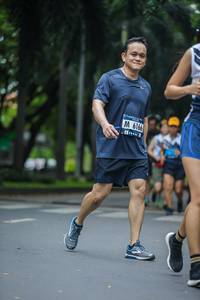 BIB: 6166
                            <button type="button" onclick="openModal(4712399)" class="btn btn-primary btn-sm float-right btn-popup" data-toggle="modal" data-target=".modal-high-quality">
                        <i class="fas fa-shopping-cart"></i> Add to Cart
                    </button>
                                            <button type="button" onclick="isThisMe(4712399, true)" class="btn btn-success btn-sm float-right btn-popup btn-isme hidden" data-toggle="tooltip" data-placement="bottom" title="นี่คือรูปของคุณใช่ไหม คลิกที่นี่เพื่อเอาเข้าอัลบั้ม">
                        <i class="fas fa-plus"></i> Add to album
                    </button>
                    <button type="button" onclick="isThisMe(4712399, false)" class="btn btn-warning btn-sm float-right btn-popup btn-isnotme hidden">
                        <i class="fas fa-ban"></i> Remove from album
                    </button>