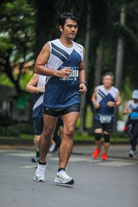 BIB: 511
                            <button type="button" onclick="openModal(4711835)" class="btn btn-primary btn-sm float-right btn-popup" data-toggle="modal" data-target=".modal-high-quality">
                        <i class="fas fa-shopping-cart"></i> Add to Cart
                    </button>
                                            <button type="button" onclick="isThisMe(4711835, true)" class="btn btn-success btn-sm float-right btn-popup btn-isme hidden" data-toggle="tooltip" data-placement="bottom" title="นี่คือรูปของคุณใช่ไหม คลิกที่นี่เพื่อเอาเข้าอัลบั้ม">
                        <i class="fas fa-plus"></i> Add to album
                    </button>
                    <button type="button" onclick="isThisMe(4711835, false)" class="btn btn-warning btn-sm float-right btn-popup btn-isnotme hidden">
                        <i class="fas fa-ban"></i> Remove from album
                    </button>