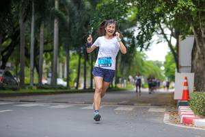 BIB: 1765
                            <button type="button" onclick="openModal(4713688)" class="btn btn-primary btn-sm float-right btn-popup" data-toggle="modal" data-target=".modal-high-quality">
                        <i class="fas fa-shopping-cart"></i> Add to Cart
                    </button>
                                            <button type="button" onclick="isThisMe(4713688, true)" class="btn btn-success btn-sm float-right btn-popup btn-isme hidden" data-toggle="tooltip" data-placement="bottom" title="นี่คือรูปของคุณใช่ไหม คลิกที่นี่เพื่อเอาเข้าอัลบั้ม">
                        <i class="fas fa-plus"></i> Add to album
                    </button>
                    <button type="button" onclick="isThisMe(4713688, false)" class="btn btn-warning btn-sm float-right btn-popup btn-isnotme hidden">
                        <i class="fas fa-ban"></i> Remove from album
                    </button>